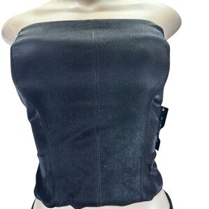 Kirius.Elegant Black Strapless Top